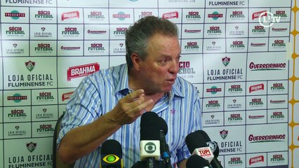 Abel critica 'parceria' com Osvaldo, mas revela que esqueceu de definir batedor de pênaltis