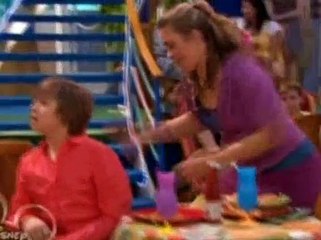 The Suite Life on Deck S02E05 - Smarticle Particles