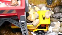 Mighty Machines and Boulder Drop Construction Site CAT Mini Playset Forklift Dump Truck