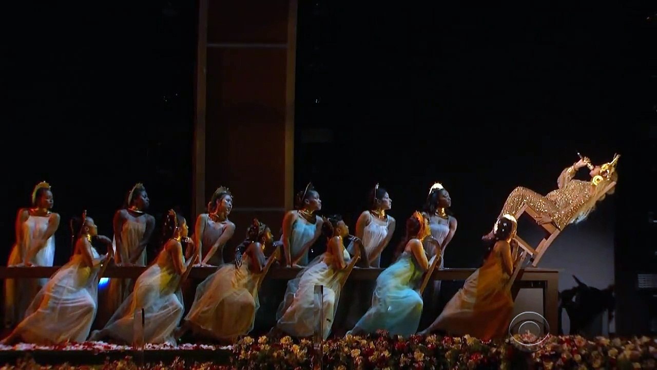 Beyoncé Performs 'Love Drought' and 'Sandcastles' at the 2017 Grammys