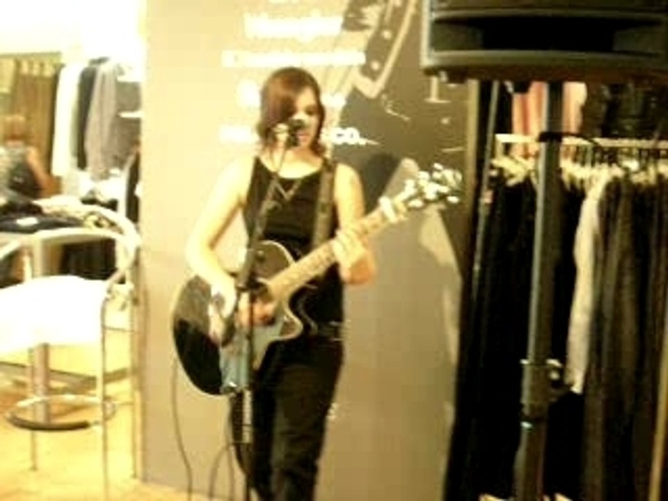 ViRGiNiE - Ce soir - Live a Orléans