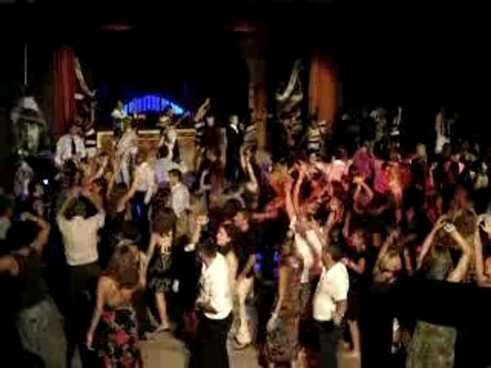 CRAZY SIGN JESSICA KEMER