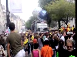 Techno parade Que la fete commence