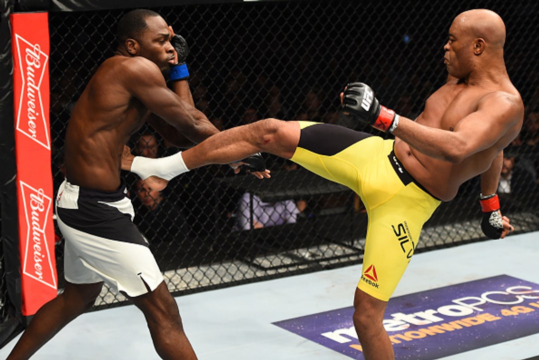 ufc 208 Anderson Silva vs Derek Brunson - primeiro round