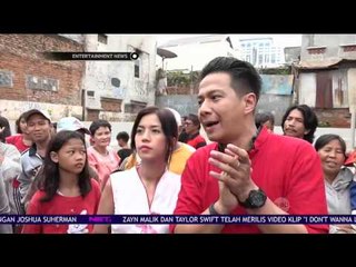 Keseruan Delon dan Istri Rayakan Tahun Baru Imlek Bagi-bagi Angpau