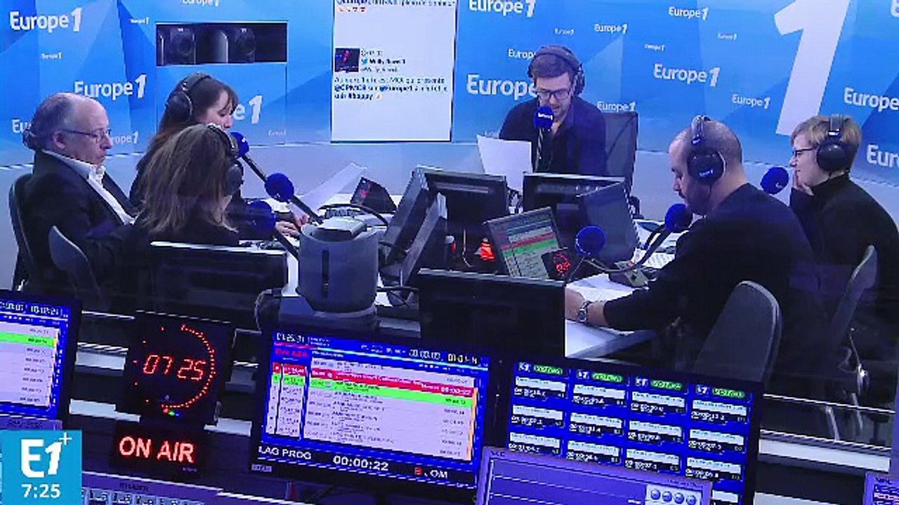 Le commandant de bord : "Madames, messieurs, on va devoir larguer François Fillon !"
