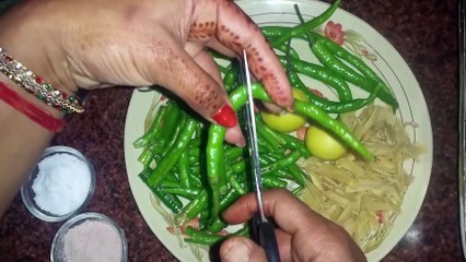 How to make Hari Mirch Adrak Nimbu Instant Pickle Recipe video in hindi