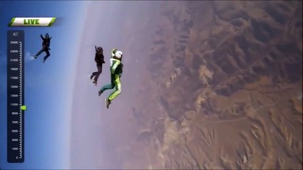 The first human who jumps down from a 25,000 foot height without using a parachute