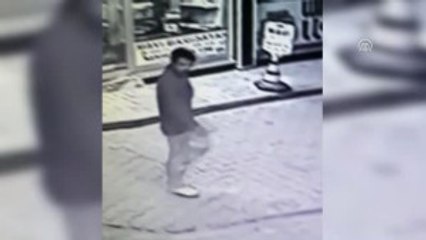Hırsızlık Görüntüleri Güvenlik Kameralarına Yansıdı