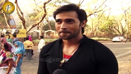 KAALA TEEKA - नैना बिच सड़क पर गिर गयी और कृष्णा ने अपने हीरो के इस्टाइल में उठाये