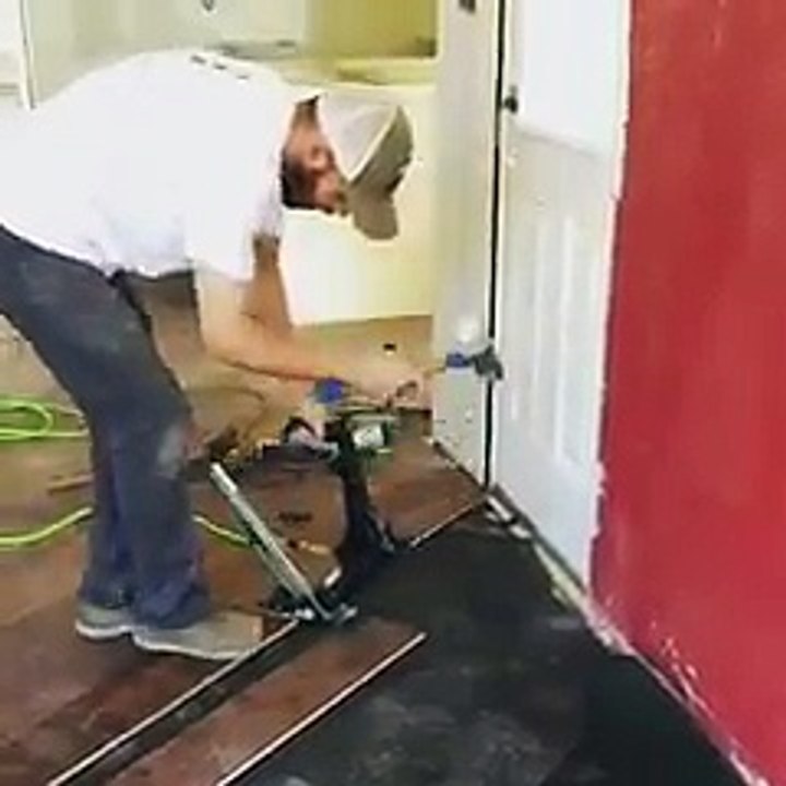 2 Chicks & A Hammer