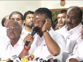 তমিলনাড়ুর ভারপ্রাপ্ত মুখ্যমন্ত্রী হিসেবে দায়িত্ব নিলেন পন্নিরসেলভাম