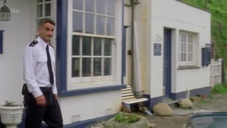 Doc Martin - S 7 E 8 - The Doctor Is Out