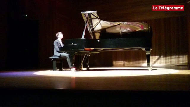 Brest. Quelques notes de piano