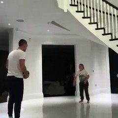 John Terry fait une séance de jongles en compagnie de sa fille !