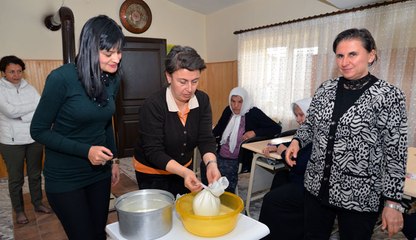 TARIM İL MÜDÜRLÜĞÜ, KADIN ÇİFTÇİLERİ EĞİTMEYE DEVAM EDİYOR