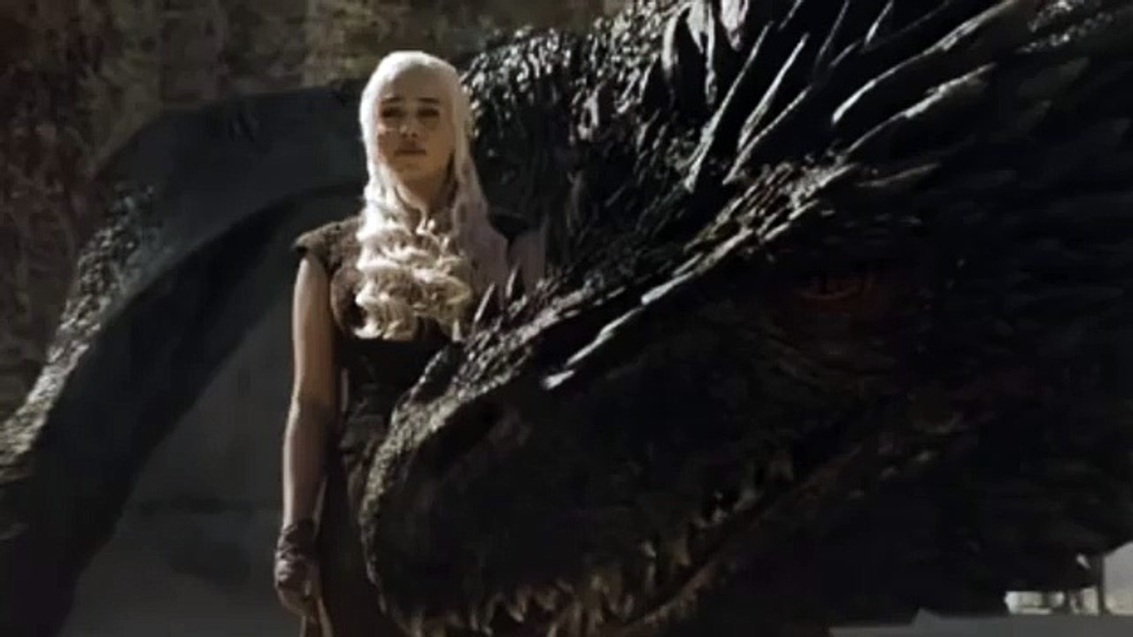 Daenerys unleashes her dragons - Game of Thrones Season 6 Episode 9 Battle of the Bastards 06x09