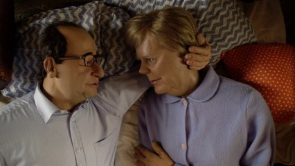 Cuando François se encuentra con Angela Merkel - Los Guiñoles - CANAL+