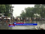 Hujan Deras, Pelayat Raja Thailand Tetap Setia dan Rela Menginap di Istana - NET 16