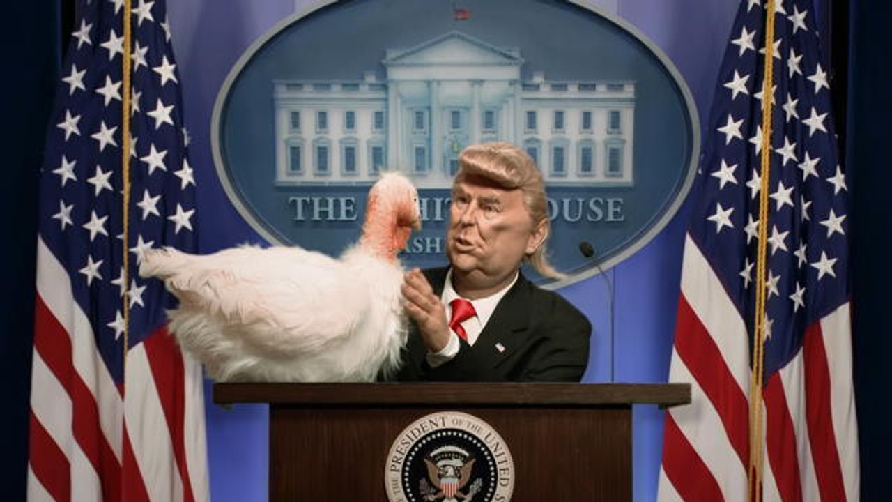 Una increÍble Grace con Donald Trump y Barack Obama - Los Guiñoles - CANAL+