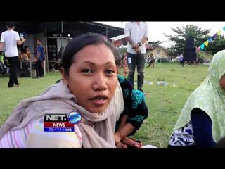 Ribuan Warga Arak Ratusan Tumpeng  - NET 5