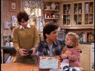 Szeretünk Raymond!  S01 12 A Baseball Labda