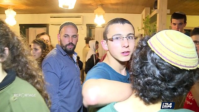 Amona, l'histoire d'une implantation évacuée - Reportage - 13/02/2017