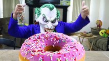 Spider-man & Frozen Elsa Eat Giant Donuts w Spidergirl vs Joker Deadpool Fat Spiderman | Comic