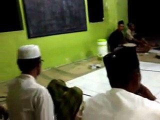 Takbiran di masjid al huda gundul dan teman-teman serukan takbir penuh semangat..!!