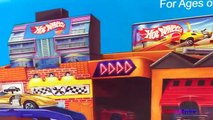 HOTWHEELS STO N GO PLAYSET WITH CARS PORTABLE VINTAGE GARAGES PARKING SERVICE CENTER GAS STATION