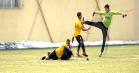 Kayseri'de Oynanan Maçta Futbolcular Karşılaşma Sonrasında Kavga Etti