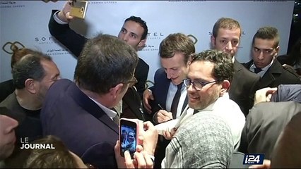 Macron doit aborder les dossiers internationaux et séduire les "expats"