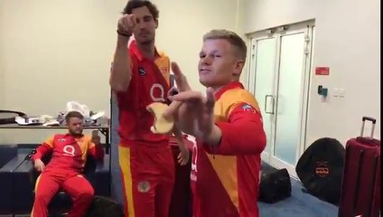 Dance of Islamabad United Players Sam Billings and Steven Finn with Dil Dil Pakistan - Watch Video