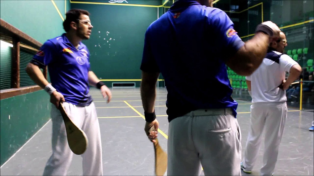 Demi-Finale Nat B Gomme Trinquet - Bardos (J et B Abad) contre Tyrosse (Hiton-Etchebarne)