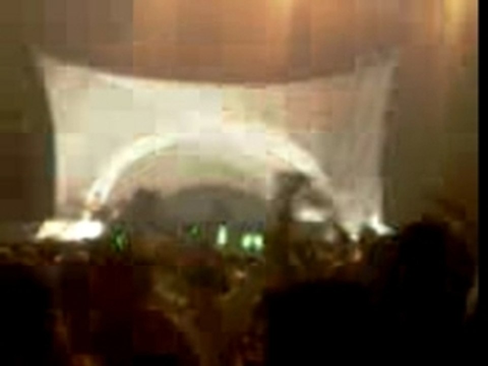 Smack My Bitch Up