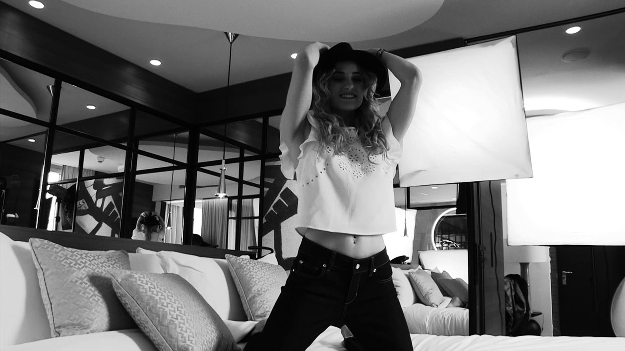 Making of Capucine Anav - Crush Magazine Hors-série