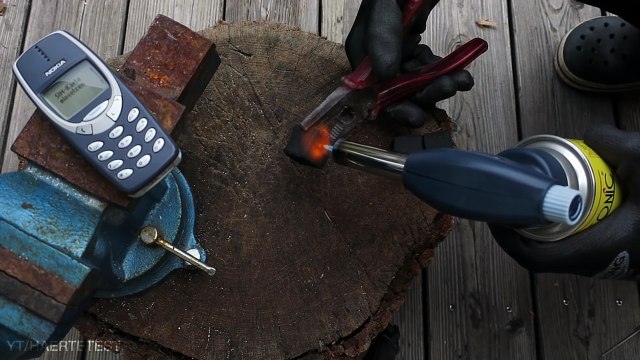 NOKIA 3310 Sağlamlık Testi