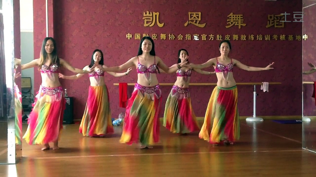 14_肚皮舞（玫瑰情人）排练