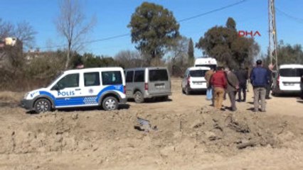 Antalya Eşini Tüfekle, Çocuklarını Zehirleyerek Öldürüp Intihar Etti