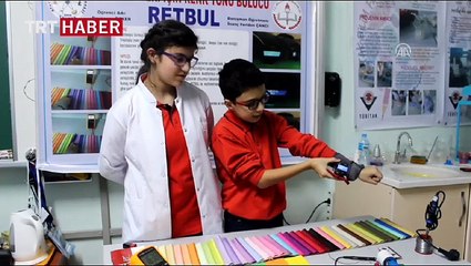 Renk körleri için "renk tonu bulucu" cihaz