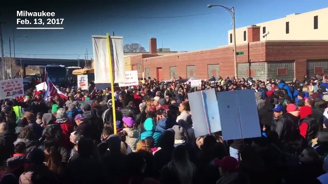 Thousands march in 'Day without Latinos' protest in Milwaukee