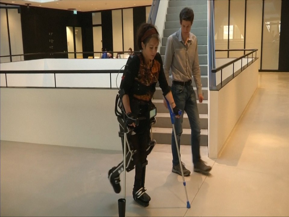 This Exosuit Will Help Paraplegics Walk Again