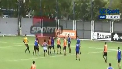 Dos jugadores de Boca Juniors terminan a puñetazos durante un entrenamiento
