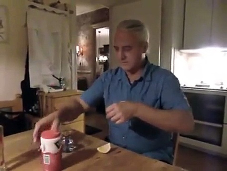 Voilà comment on prend une tequila paf en mode Thug