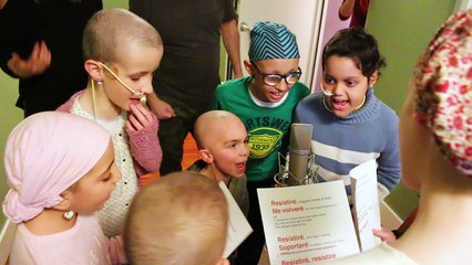 ¡Resistiré! El making of - Juegaterapia y los niños cantan contra el cáncer infántil