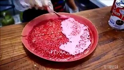 Video Masakan - Martabak Manis Red Velvet Oreo ini Emang lezat