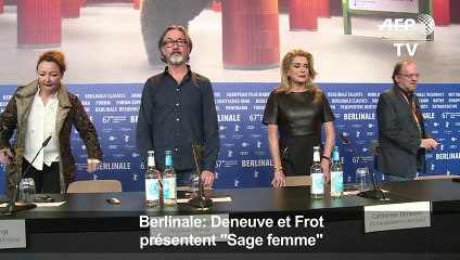 Berlinale: Deneuve et Frot présentent "Sage femme"