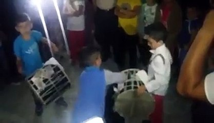 Atmosfer me Tupana nga dy femije