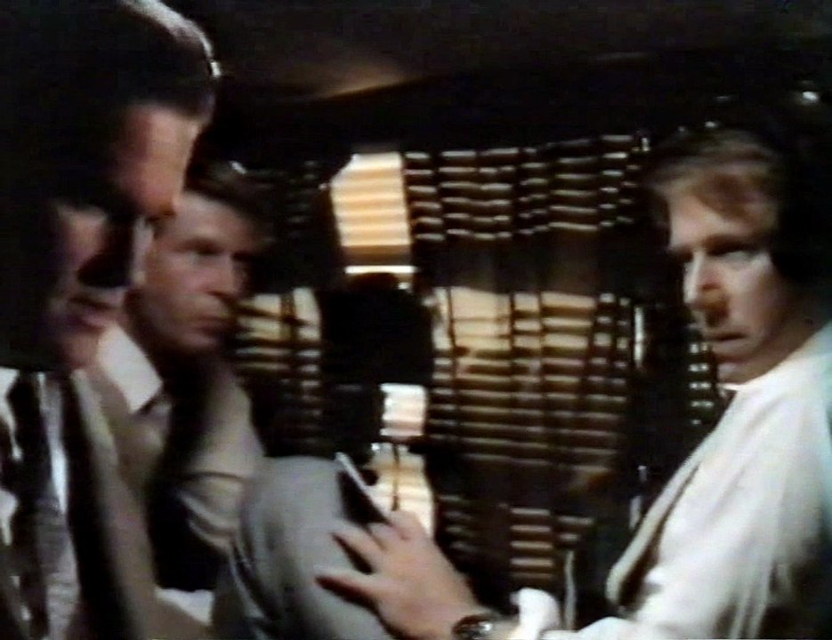 Tequila Sunrise (1988) - VHSRip - Rychlodabing