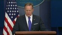 Sean Spicer calls Justin Trudeau-Prime Minister of Canada 'Joe'